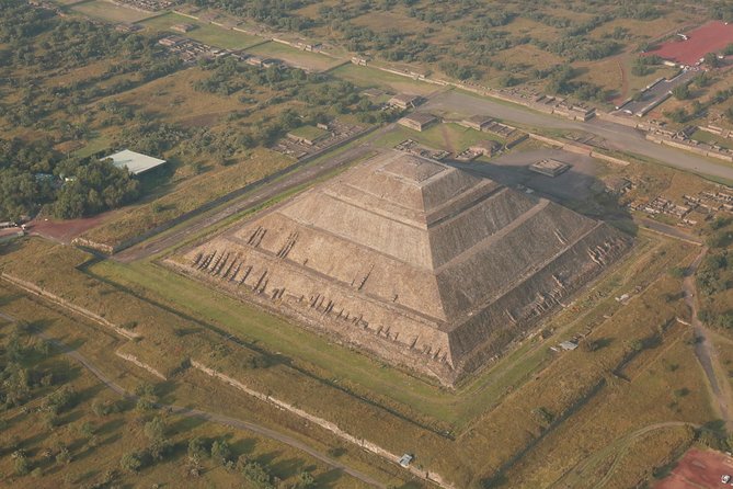 Full-Day Teotihuacan Hot Air Balloon Tour from Mexico City Including Transport - How the Hot Air Balloon Experience Over Teotihuacan Begins
