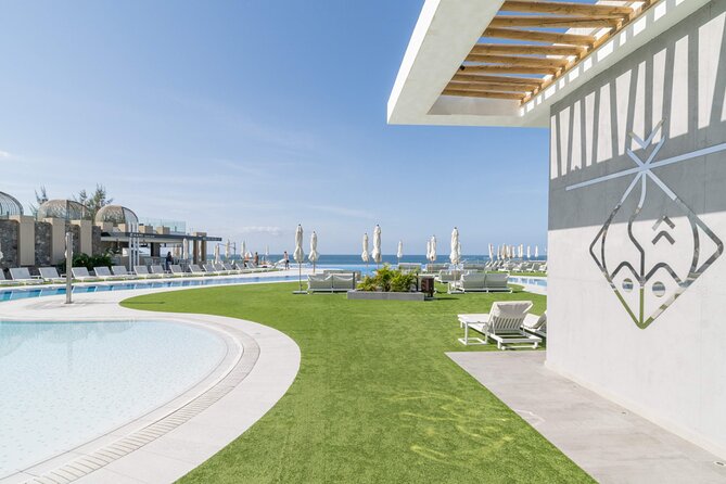 Full Day Ticket at Perchel Beach Club with Lunch - Culinary Delights at the Nami Sushi Bar and La Arrocería