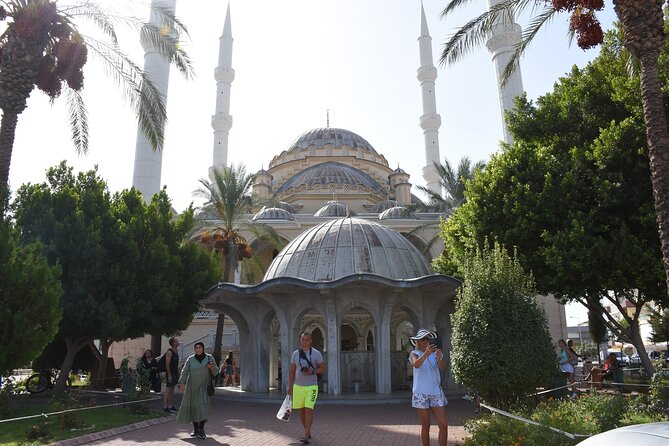 Full-Day to Explore Side by Cabrio Bus with Green Lake Boat Tour - Touring the Roman City of Seleukia (Lybre)