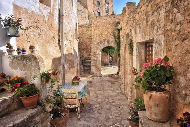 Full Day Tour Bocairent and Islamic labyrinth from Valencia - Explore Bocairent’s Historic Charm and Islamic Roots for $179.59