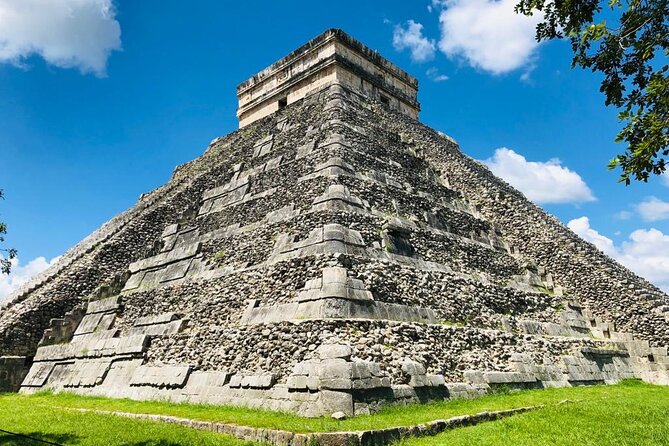 Full Day Tour Chichén Itzá Cenote Saamal Valladolid with buffet - Key Points