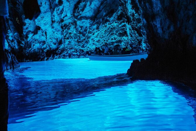 Full-Day Tour in Blue Cave and 5 Islands - All included - Explore Croatia’s Top Islands and the Blue Cave on a Full-Day Tour