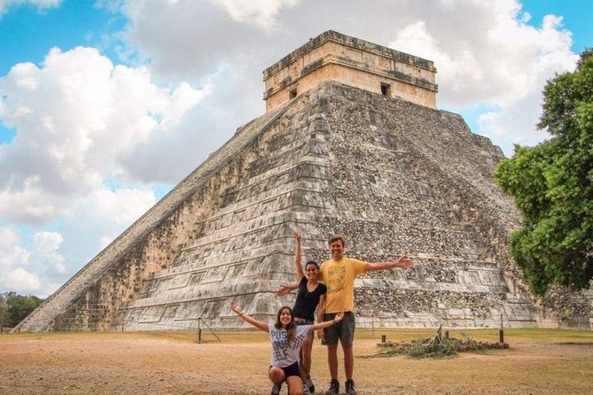 Full-Day Tour of Chichen Itza with Lunch from Cancun or Riviera Maya - Exploring Chichen Itza with a Certified Guide