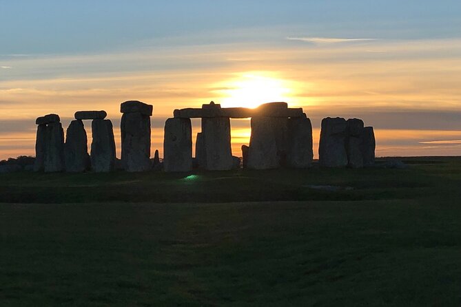 Full Day Tour Stonehenge and Windsor - Explore the Iconic Stonehenge and Windsor Castle in One Day