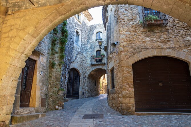 Full-Day Tour the Best of Costa Brava - The Allure of Begur: Iconic Houses and Coastal Cliffs