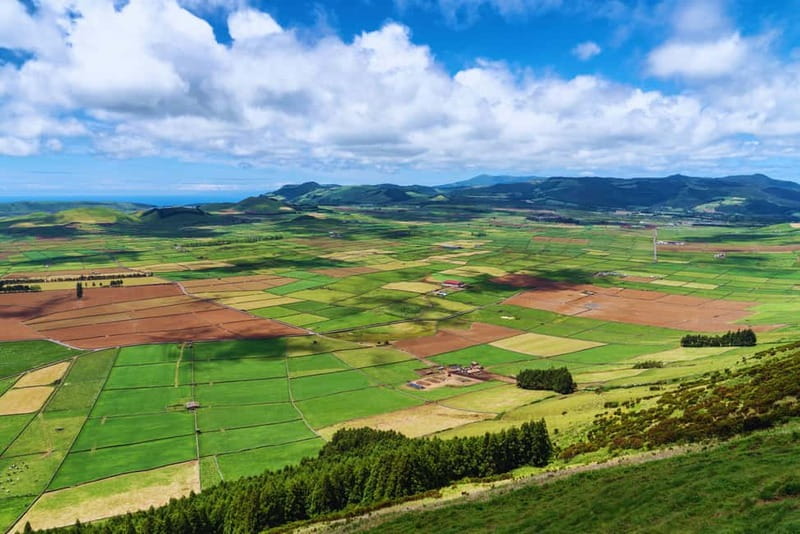 Full-day tour: The best of Terceira Island - Returning to Angra do Heroísmo