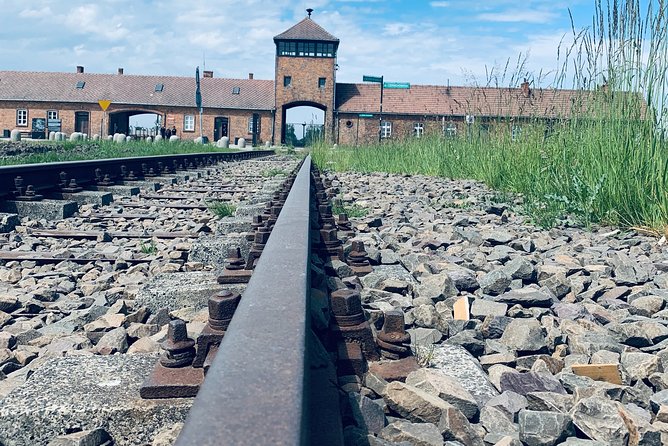 Full day tour to Auschwitz-Birkenau and Salt Mine with a local guide from Krakow - Final Thoughts: An Essential Day Trip for History Enthusiasts