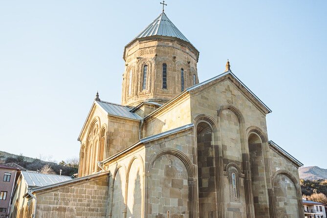 Full Day Tour to Mtskheta, Gori, and Uplistsikhe - Travel Logistics and Comfort