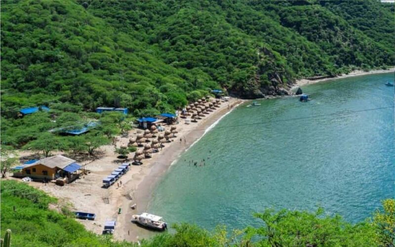 Full-Day Tour to Playa Blanca with Lunch from Santa Marta - Key Points