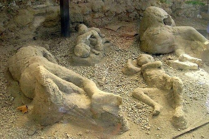 Full Day Tour to Pompeii, Positano and Amalfi Coast from Rome - Key Points