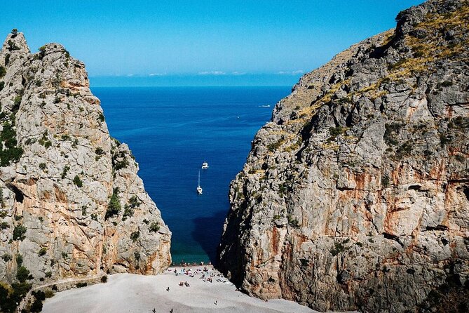 Full Day Tour to the Island of Mallorca - Suitability and Recommendations