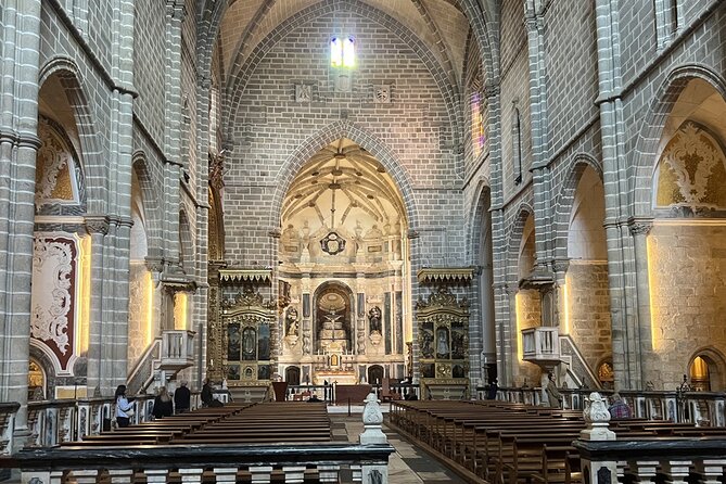 Full-day Trip in Evora, Winery & Cork Factory Private Transport - Transportation, Timing, and Group Size