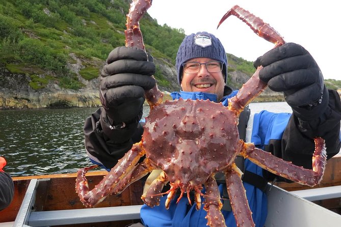Full-Day Trip: King Crab Safari to Norway from Saariselkä Including Lunch - Ice Fishing and Harvesting Arctic King Crabs