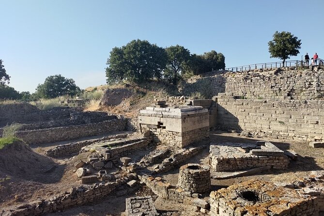 Full-Day Troy History Guided Tour with Lunch from Istanbul - Exploring Troy’s Legendary Sites with a Knowledgeable Guide
