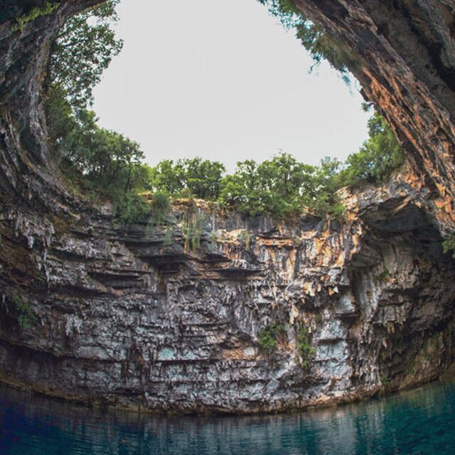 Full-day VIP Cruise & Tour to Kefalonia 2 in One - Key Points