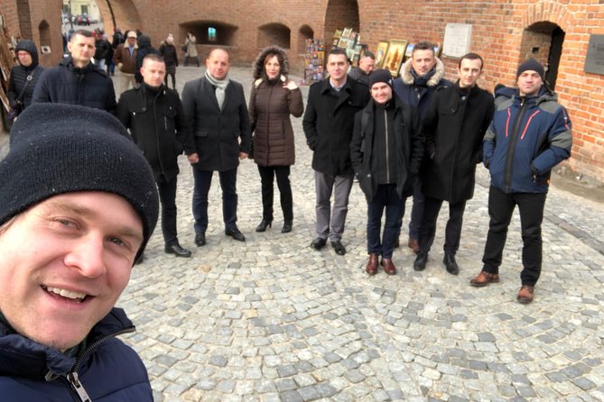 Full Day Warsaw Tour - 8 hours. Everything You need to know about Warsaw!! - Remembering Warsaw’s Ghetto Heroes and Synagogue