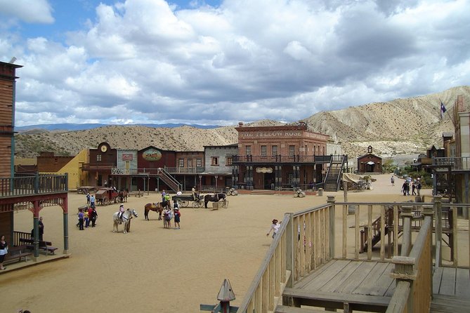 Full-Day Western Theme Park Tour of Mini Hollywood - Oasys - Key Points
