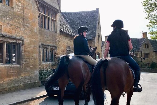 Full-Day Windsor Castle & Cotswolds Driving Tour - Touring the Cotswolds in Comfort and Style