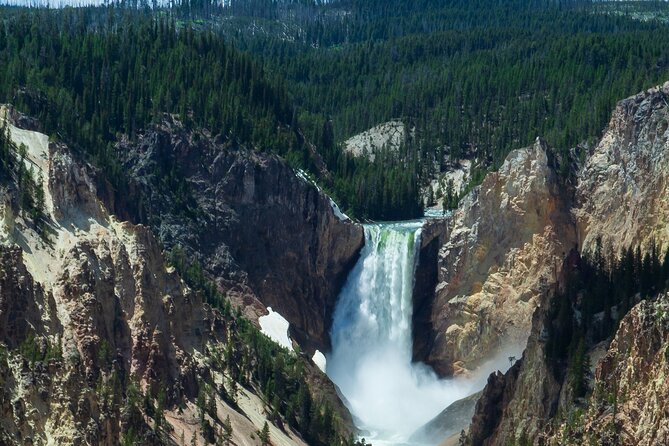 Full Day Yellowstone Nat'l Park Tour From West Yellowstone - Discovering the Secrets of Yellowstone Lake