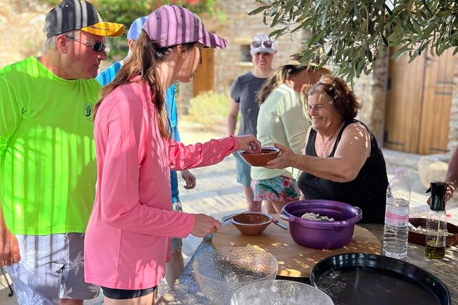 Full Haros Family Cooking Experience - Takeaway Meal and Flexibility for Later