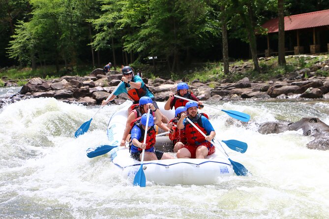 Full Ocoee River Rafting Adventure With Catered Shore Lunch - Timing and Duration: A Well-Paced 5-Hour Adventure