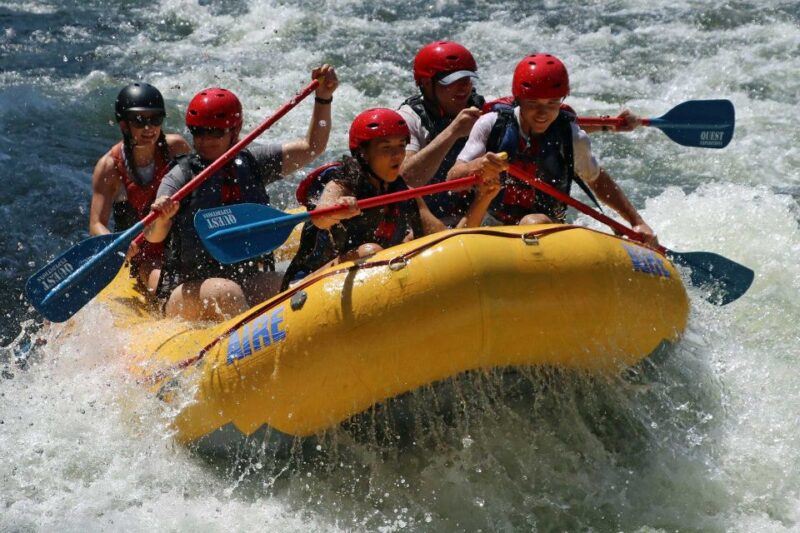 Full Ocoee River Whitewater Trip with Riverside Lunch - Navigating the Middle Ocoee: More Rapids and Scenic Views