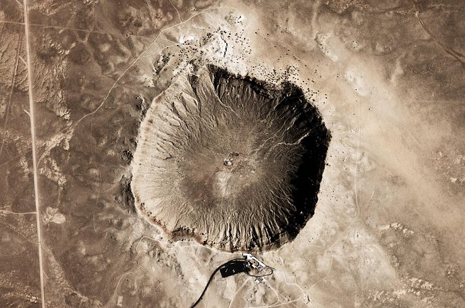 Full Rim Tour at Meteor Crater - The Discovery Center and Exhibits