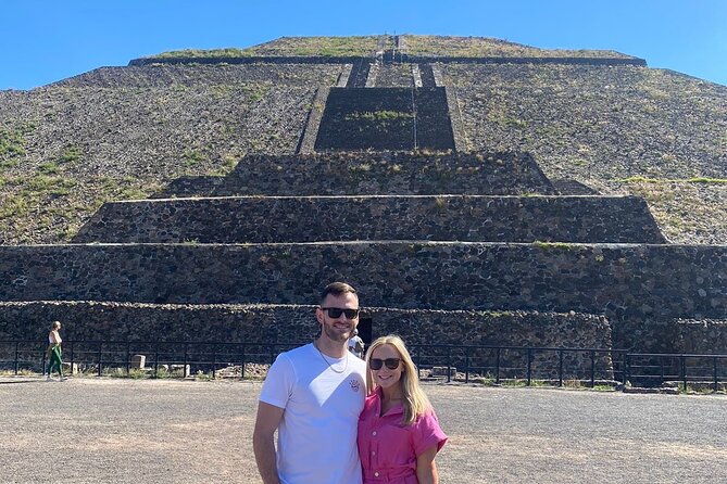 Full tour of Teotihuacán and visit to Mictlan - Transportation and Logistics