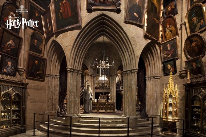 Fully Guided Tour of Warner Bros Studio Tour London The Making of Harry Potter - The Studio Shop and On-Site Cafe