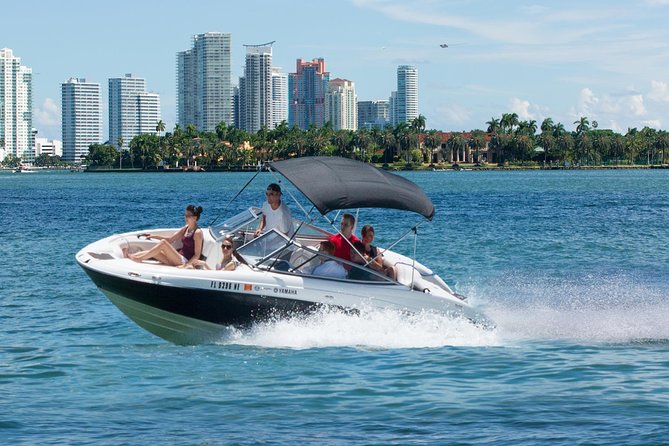 Fully Private Speed Boat Tours, VIP-style Miami Speedboat Tour of Star Island! - Private Miami Speedboat Tour of Star Island at $599 per Group