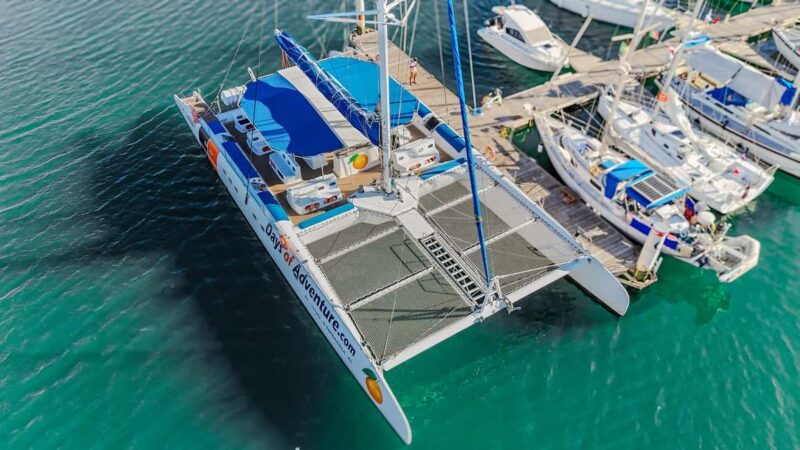 FUN & CHILL  GOLDEN COAST SAILING TOUR - The Friendly, Knowledgeable Crew