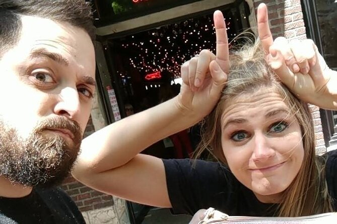 Fun City Scavenger Hunt in Albany by Wacky Walks - Key Points