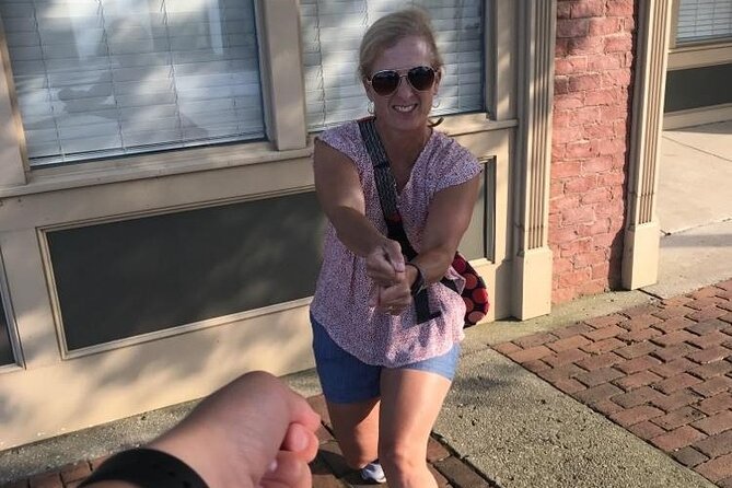 Fun City Scavenger Hunt in Charleston by 3Quest Challenge - Starting Point at 329 Meeting St