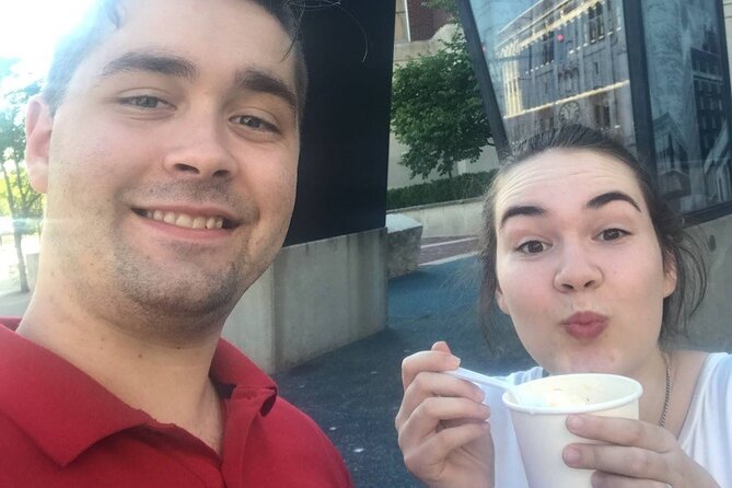 Fun City Scavenger Hunt in Modesto by Wacky Walks - Play Anytime Between 9 AM and 5 PM