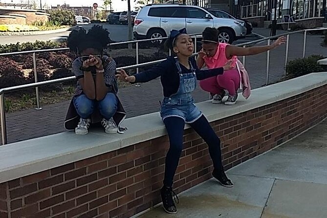 Fun City Scavenger Hunt in Round Rock by Zombie Scavengers - Starting Point at 221 E Main St, Round Rock