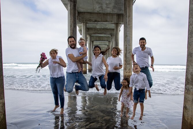 Fun Family Portrait Session in San Diego - Vibrant Family Portraits with Experienced Photographer Ivan Farca
