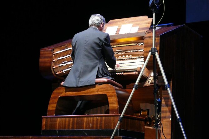 Fun, Flexible Treasure Hunt Around Brighton with Cryptic Clues & Hidden Gems - Fun, Flexible Treasure Hunt Around Brighton with Cryptic Clues & Hidden Gems