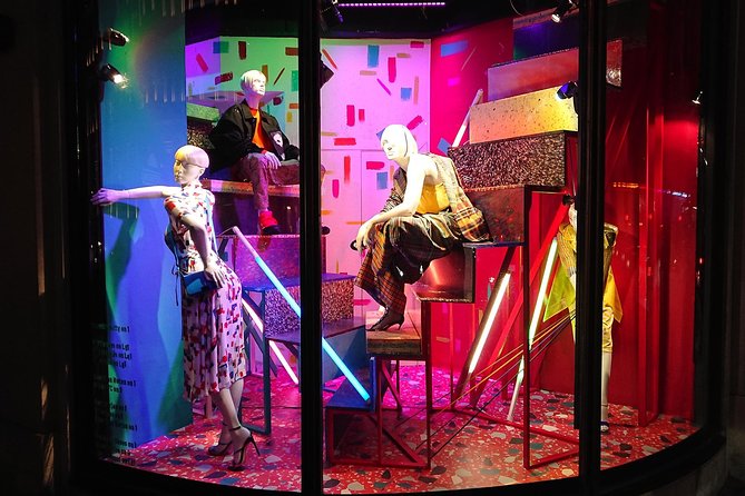 Fun London Shopping Tour - Lunch or Coffee at Neals Yard Food Market