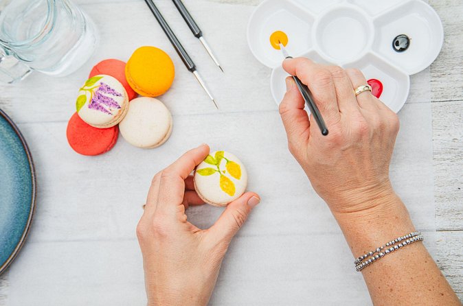 Fun Macaron Decorating Class With a Local Chef in Atlanta - Drinks and Additional Purchases at the Venue
