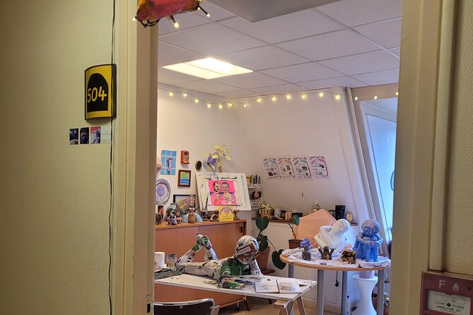 Fun Painting Class in a Professional Art Studio with a View - Included in the Painting Experience