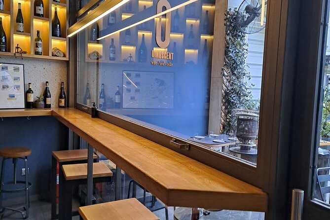 Fun semi-private Wine Experience in Athens with Wine Lover - Food Pairing and Snacks to Complement the Wines