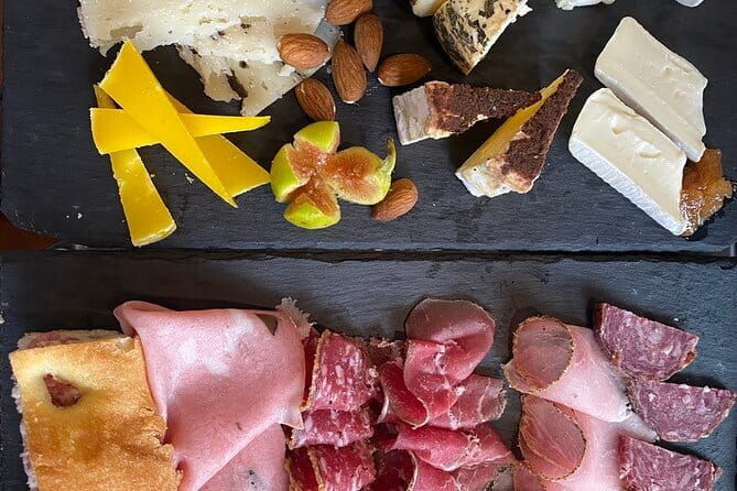 Fun wine tasting from our unique selection in the heart of Florence - Key Points