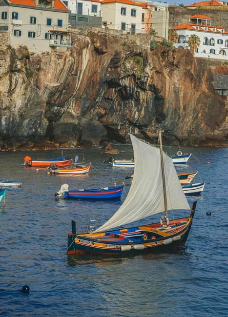 Funchal: An unforgettable sunset on a typical Xavelha boat - Balancing the Experience: Pros and Considerations