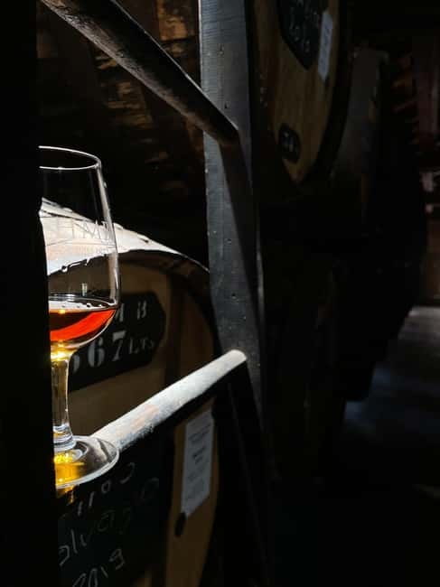 Funchal: H.M. Borges Winery Private Tour and Wine Tasting - What Sets This Tour Apart: Art, Heritage, and Personalization