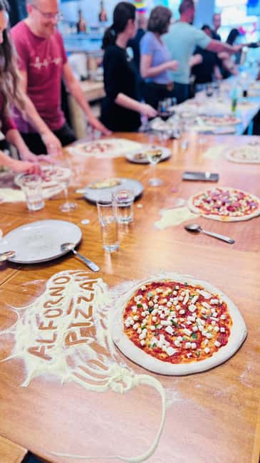 Funchal: Hands On Pizza Making Class - Learning from Expert Chefs with a Passion for Pizza
