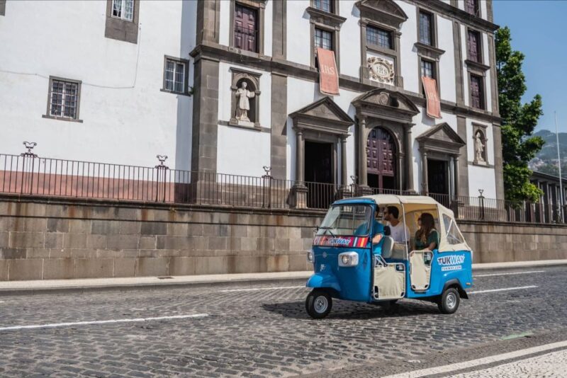 Funchal: Private Customizable Guided Tour by Tuk-Tuk - Visiting Botanical and Palace Gardens