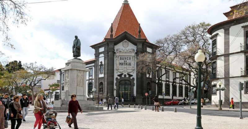 Funchal: Private Guided Walking Tour - Walk Through Funchal’s Old Town and Past Key Landmarks