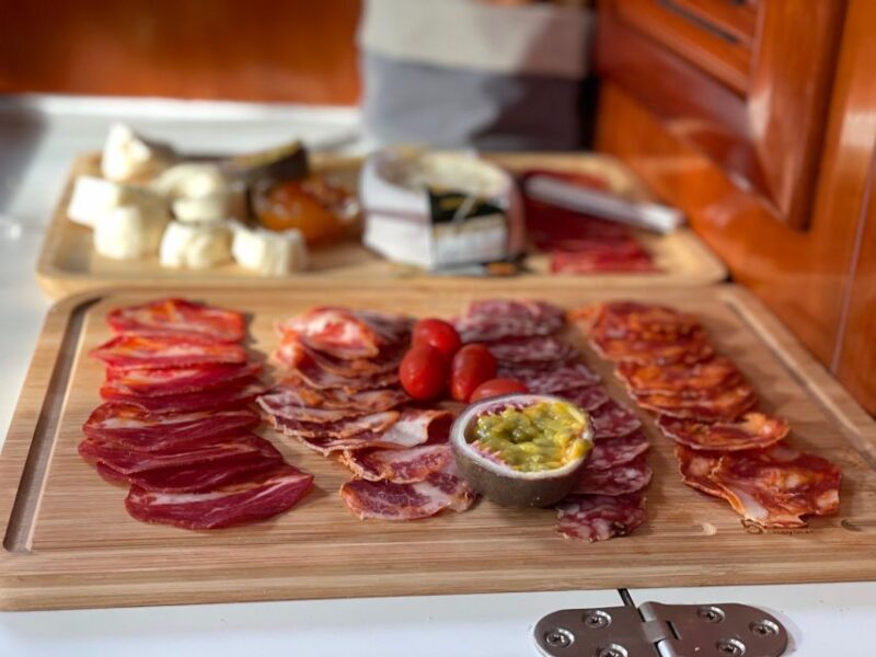 Funchal: Private Sailing Sunrise, Sunset & Moonlight Cruises - Meeting Points and Practical Details