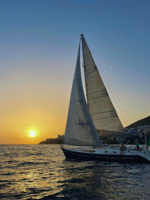 Funchal: Private Sailing Sunrise, Sunset & Moonlight Cruises - The Experience of a Private Sailboat with a Knowledgeable Crew