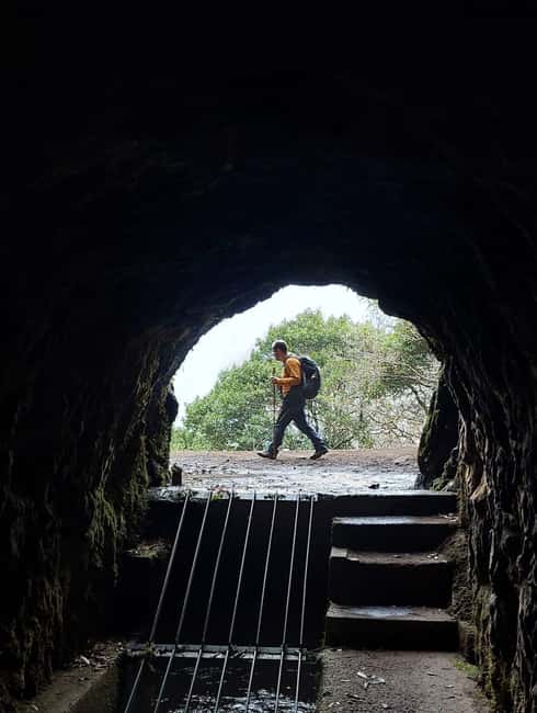 Funchal: Private Sunset Hike to Pico Ruivo with Hotel Pickup - Returning After Sunset: Short Hike and Drive Back